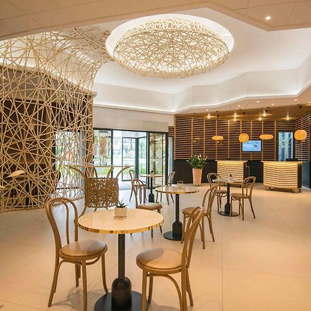 Novotel Nice Arenas Aeroport Eksteriør bilde