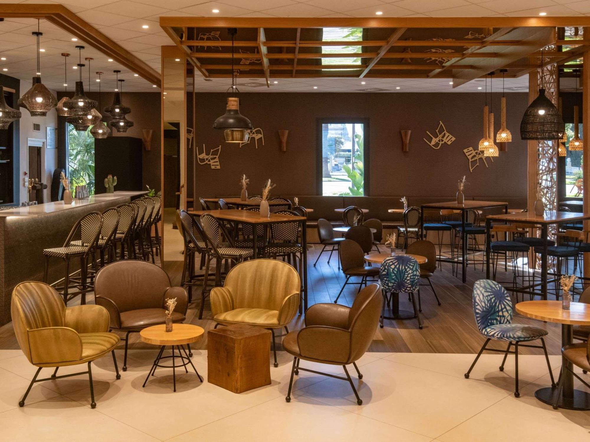 Novotel Nice Arenas Aeroport Eksteriør bilde